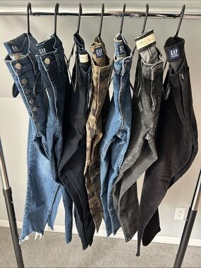 Bundle of 7 GAP Skinny Jeans